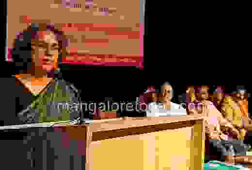 Upinder Singh at mangalore university 1